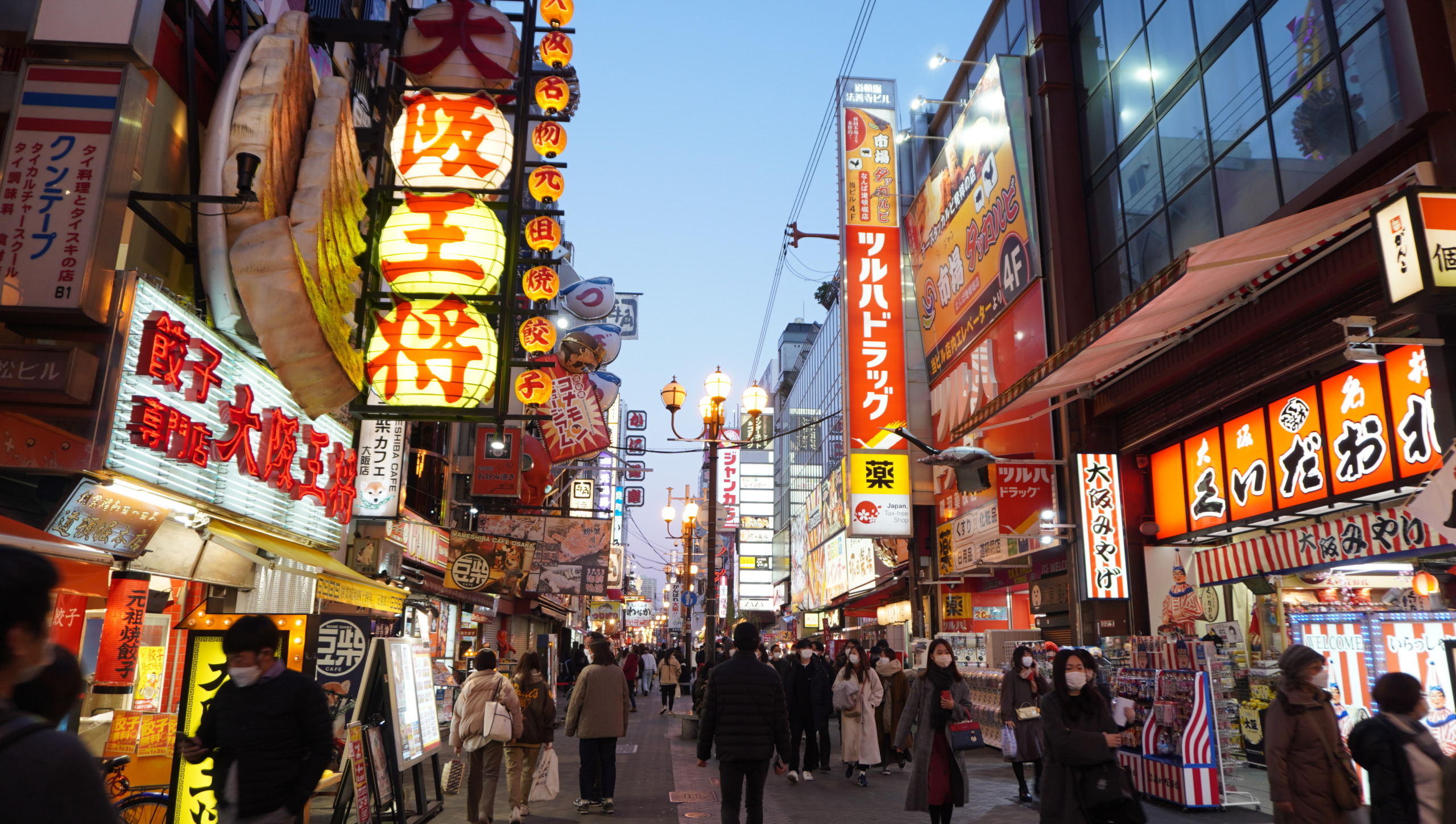 大阪フォト 22年の心斎橋 難波を散策 道頓堀 法善寺 戎橋筋商店街 Umelife Blog